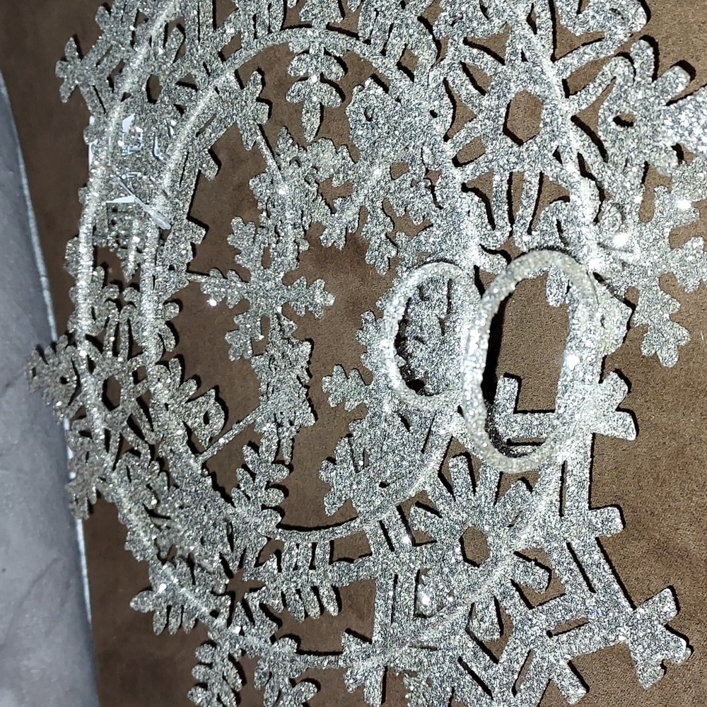 3 D Silver Snowflake Tree Topper 12"×12" . Pic Doesn't Do It Justice. Beautiful - Picture 12 of 12